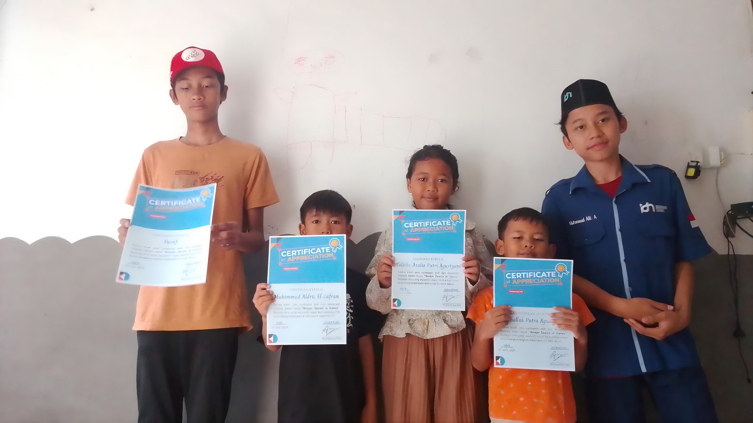 Kelas design di rumah, kelompok junior